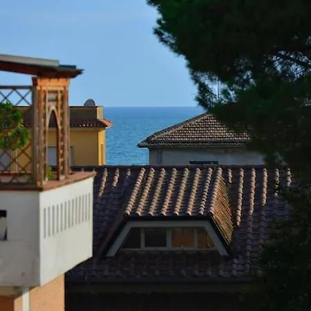 Casa Capolino * Scauri (Lazio)